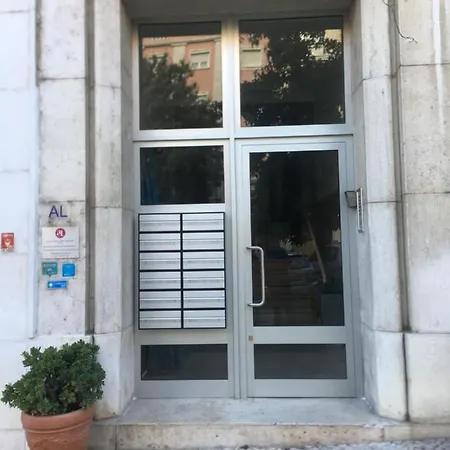 게라 중케이루 게스트하우스 리스본