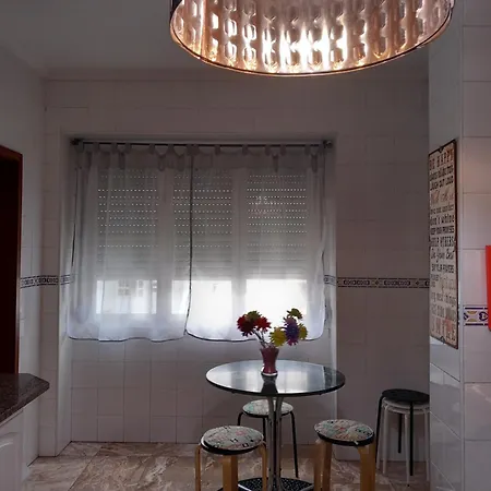 Guerra Junqueiro 3* Lisboa